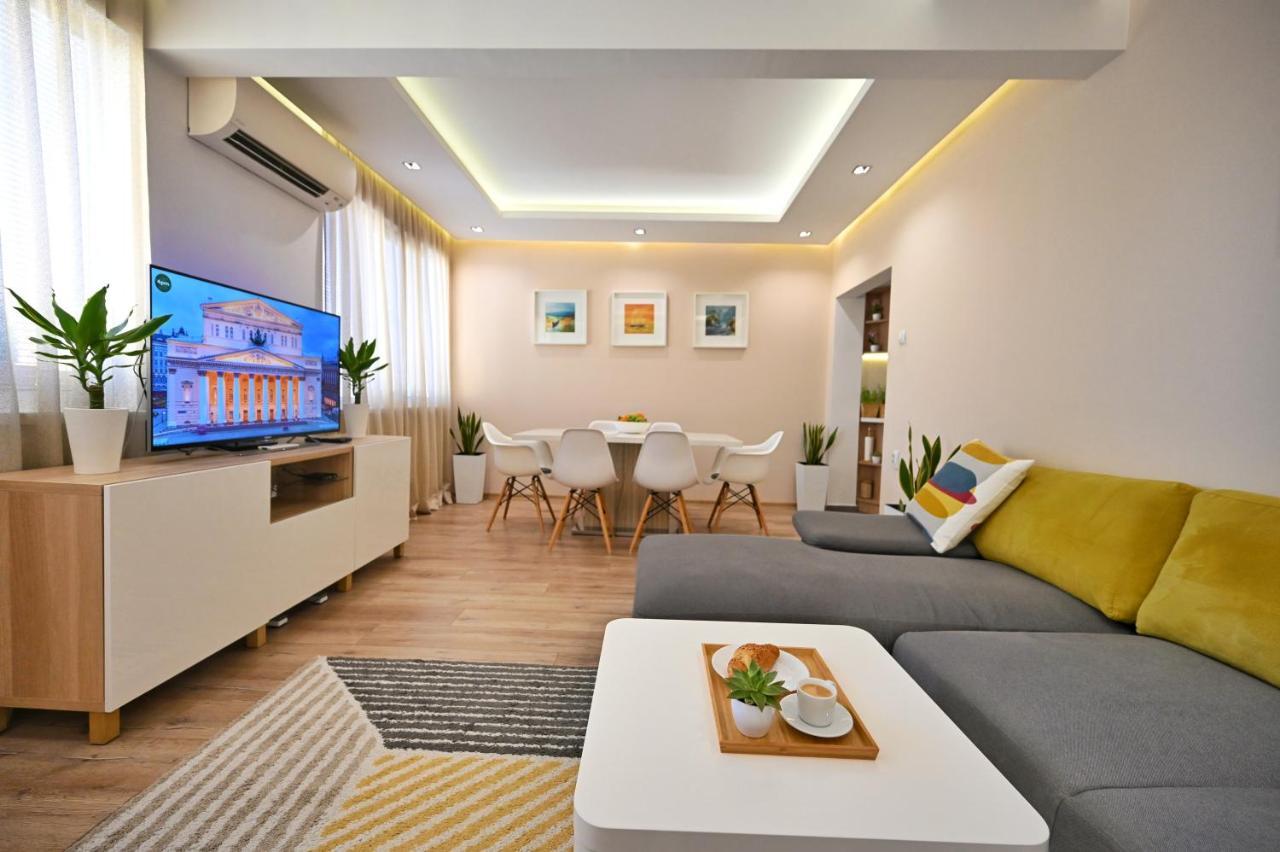 Modern Central 2-Bedroom Apartment With Parking Varna Extérieur photo